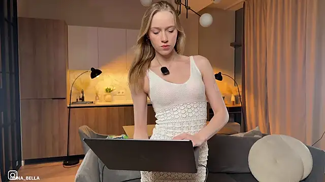 Snapshot of PollyAgata chatting on July 24, 7:23 pm PollyAgata online show from July 24, 7:23 pm
