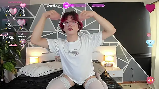 Snapshot of Max_lover1 chatting on March 3, 8:32 pm Max lover1 online show from March 3, 8:32 pm