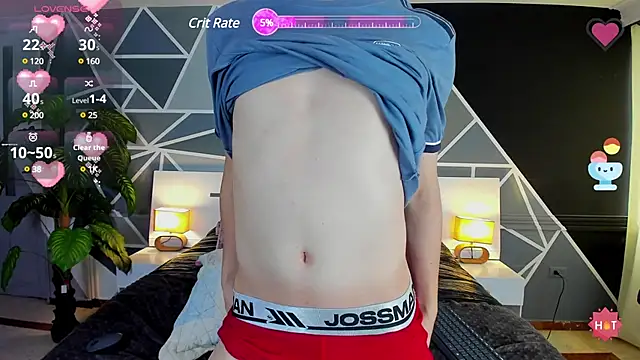 Snapshot of Max_lover1 chatting on March 13, 8:00 pm Max lover1 online show from March 13, 8:00 pm