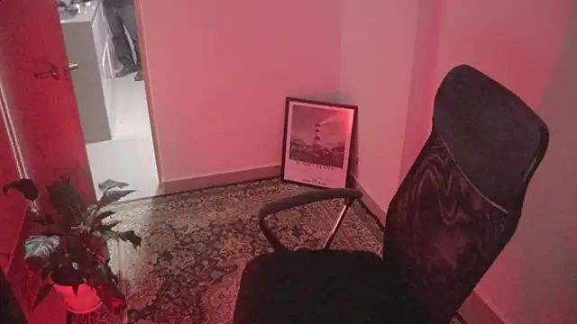 Tony Hoffa online show from January 9, 2:47 am