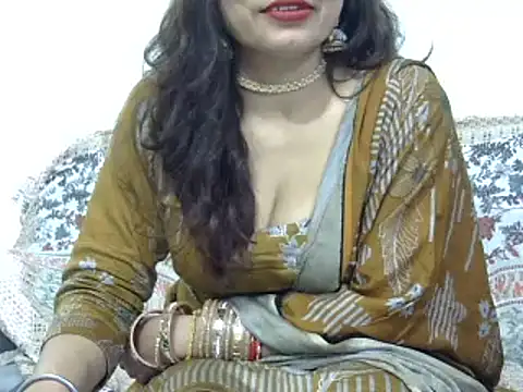 Snapshot of mishi_kaur chatting on February 4, 6:04 am mishi kaur online show from February 4, 6:04 am