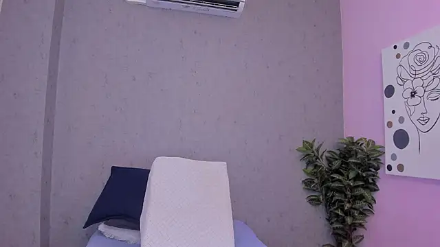 Snapshot of Tiffany_mendez chatting on May 11, 12:11 pm Tiffany mendez online show from May 11, 12:11 pm