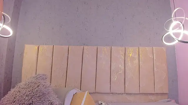 Tiffany mendez online show from July 28, 3:21 pm