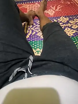 Snapshot of karthick25 chatting on February 16, 5:09 pm karthick25 online show from February 16, 5:09 pm