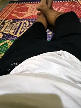 Snapshot of karthick25 chatting on March 13, 4:35 pm karthick25 online show from March 13, 4:35 pm