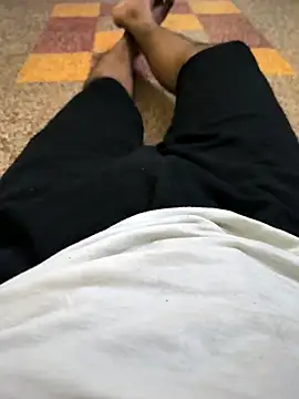 Snapshot of karthick25 chatting on March 22, 4:21 pm karthick25 online show from March 22, 4:21 pm