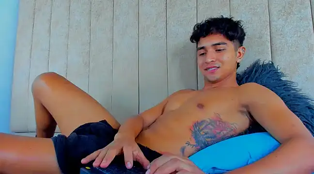 Snapshot of Muichiro_tokito1 chatting on March 10, 7:53 am Muichiro tokito1 online show from March 10, 7:53 am