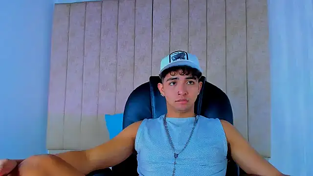 Snapshot of Muichiro_tokito1 chatting on March 22, 5:28 am Muichiro tokito1 online show from March 22, 5:28 am