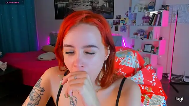 Ramona Johnson online show from December 21, 3:47 am