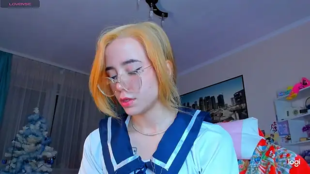 Ramona Johnson online show from January 28, 3:57 am