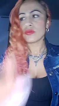 Sexy-Favgirl online show from December 19, 12:13 am