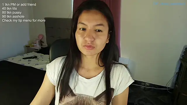 Snapshot of ChloeSanchezx chatting on June 16, 8:33 pm ChloeSanchezx online show from June 16, 8:33 pm