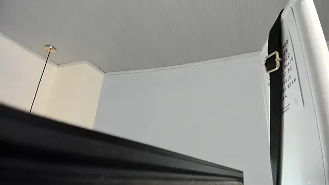 escarleth   online show from March 8, 4:39 pm