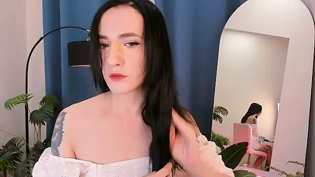 Dearly kitty online show from November 19, 6:46 am