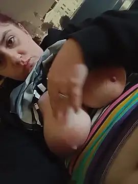 lilbishmiss online show from February 11, 2:44 pm