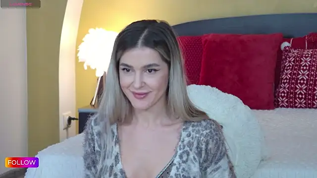 Sarah-Hart online show from December 24, 4:51 pm