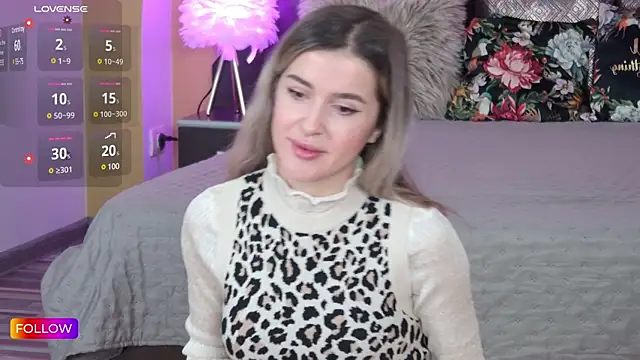 Sarah-Hart online show from February 6, 8:50 am