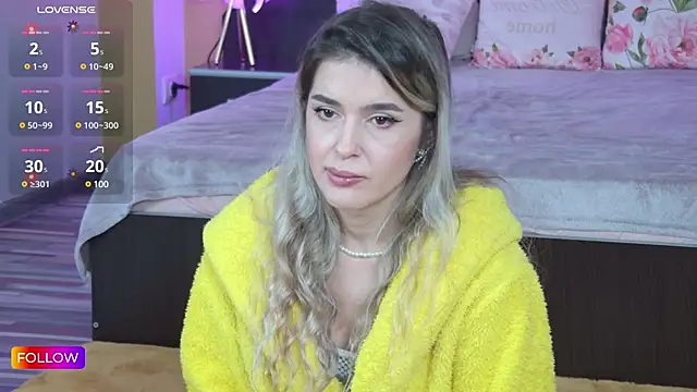 Sarah-Hart online show from February 17, 7:04 am