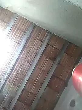 Snapshot of hugosafado333 chatting on December 23, 5:06 am hugosafado333 online show from December 23, 5:06 am