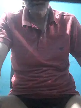 Snapshot of hugosafado333 chatting on October 31, 3:51 am hugosafado333 online show from October 31, 3:51 am