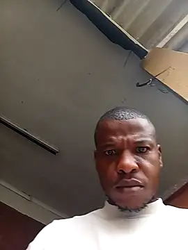 izinjamfee2 online show from September 28, 9:03 am