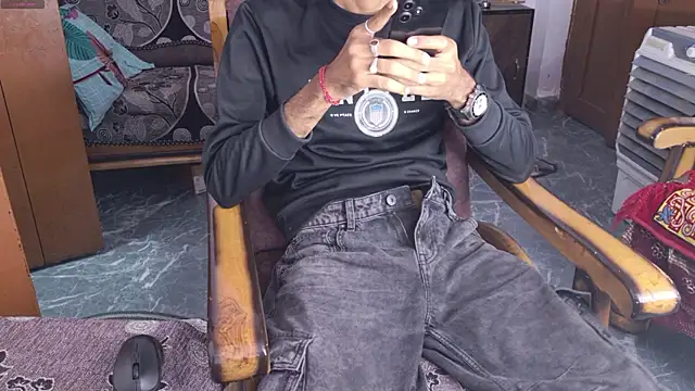 Snapshot of Habibi_big_b chatting on July 26, 5:20 pm Habibi big b online show from July 26, 5:20 pm