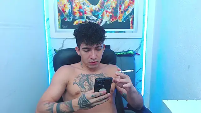 targuerian22 online show from October 14, 10:43 pm