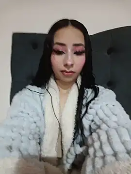 Snapshot of hanna__azumi chatting on May 22, 10:15 pm hanna azumi online show from May 22, 10:15 pm