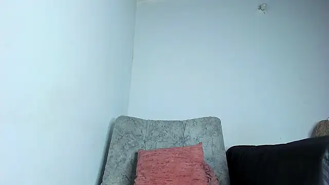 Snapshot of edwin_mosquera1 chatting on April 11, 7:45 am edwin mosquera1 online show from April 11, 7:45 am