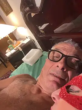 Snapshot of 4n4l1zz4m1 chatting on February 7, 11:30 pm 4n4l1zz4m1 online show from February 7, 11:30 pm