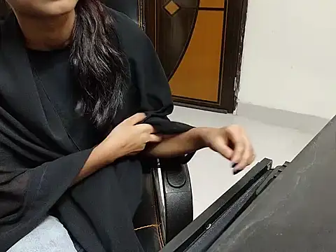 kaityelixa online show from May 2, 1:27 pm
