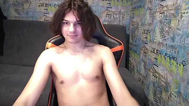 Snapshot of sweet_lucifer666 chatting on December 9, 3:22 pm sweet lucifer666 online show from December 9, 3:22 pm