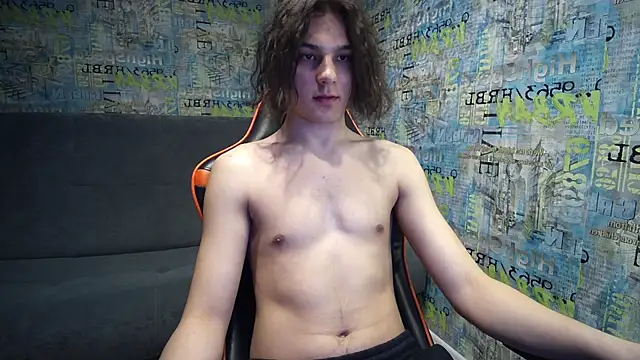 Snapshot of sweet_lucifer666 chatting on March 17, 6:00 pm sweet lucifer666 online show from March 17, 6:00 pm