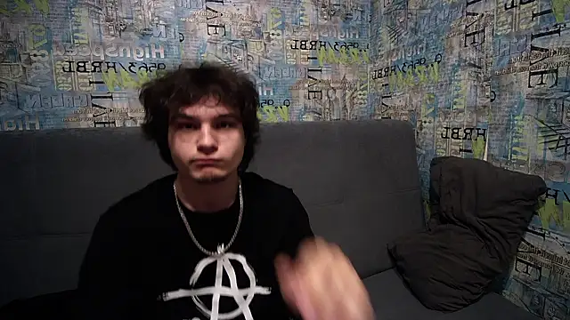 Snapshot of sweet_lucifer666 chatting on March 22, 9:07 pm sweet lucifer666 online show from March 22, 9:07 pm