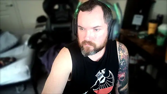 lit702 online show from February 12, 11:41 pm