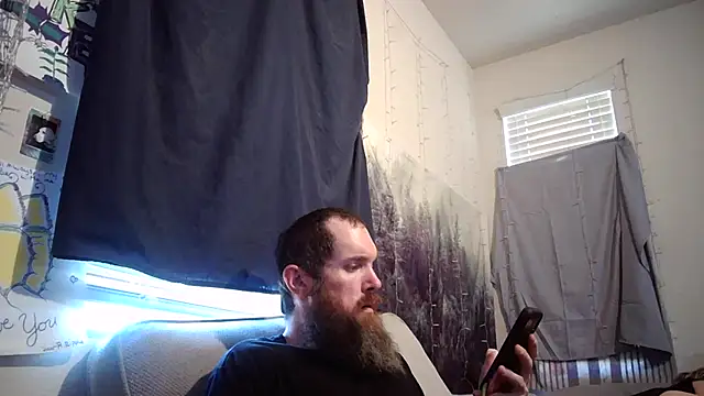 lit702 online show from May 6, 4:23 pm