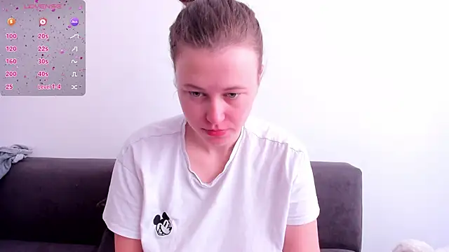 Snapshot of jessica_tenderly chatting on June 1, 2:52 pm jessica tenderly online show from June 1, 2:52 pm