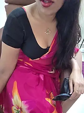 Snapshot of Roja-Telugu777 chatting on June 24, 12:09 am Roja-Telugu777 online show from June 24, 12:09 am