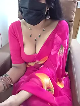 Snapshot of Roja-Telugu777 chatting on July 8, 1:21 am Roja-Telugu777 online show from July 8, 1:21 am