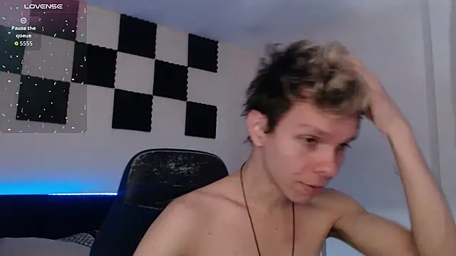 Snapshot of bryamado69 chatting on October 24, 2:46 pm bryamado69 online show from October 24, 2:46 pm