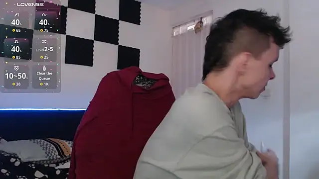 Snapshot of bryamado69 chatting on November 8, 2:50 pm bryamado69 online show from November 8, 2:50 pm