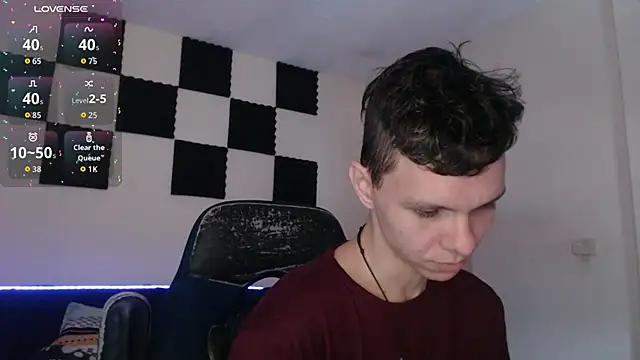 Snapshot of bryamado69 chatting on November 15, 1:18 pm bryamado69 online show from November 15, 1:18 pm