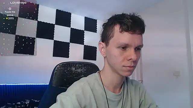 Snapshot of bryamado69 chatting on November 21, 7:23 pm bryamado69 online show from November 21, 7:23 pm