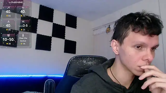 Snapshot of bryamado69 chatting on November 28, 10:40 am bryamado69 online show from November 28, 10:40 am