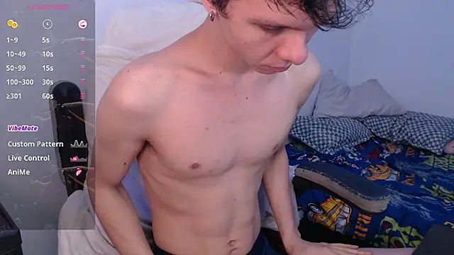 Snapshot of bryamado69 chatting on June 3, 3:17 pm bryamado69 online show from June 3, 3:17 pm