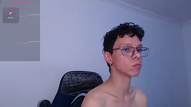 Snapshot of bryamado69 chatting on July 24, 12:36 pm bryamado69 online show from July 24, 12:36 pm