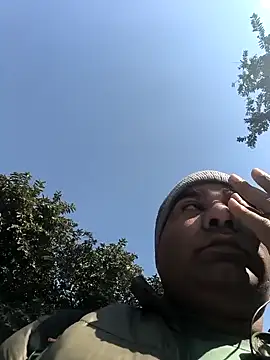 Gururonny07 online show from February 8, 8:20 am