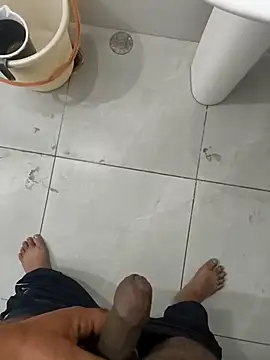 Gururonny07 online show from November 2, 12:35 am