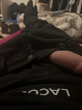 pignoufe online show from March 6, 11:34 pm