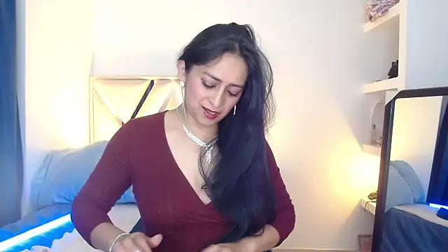 Andrea Sexx  online show from October 10, 6:45 am